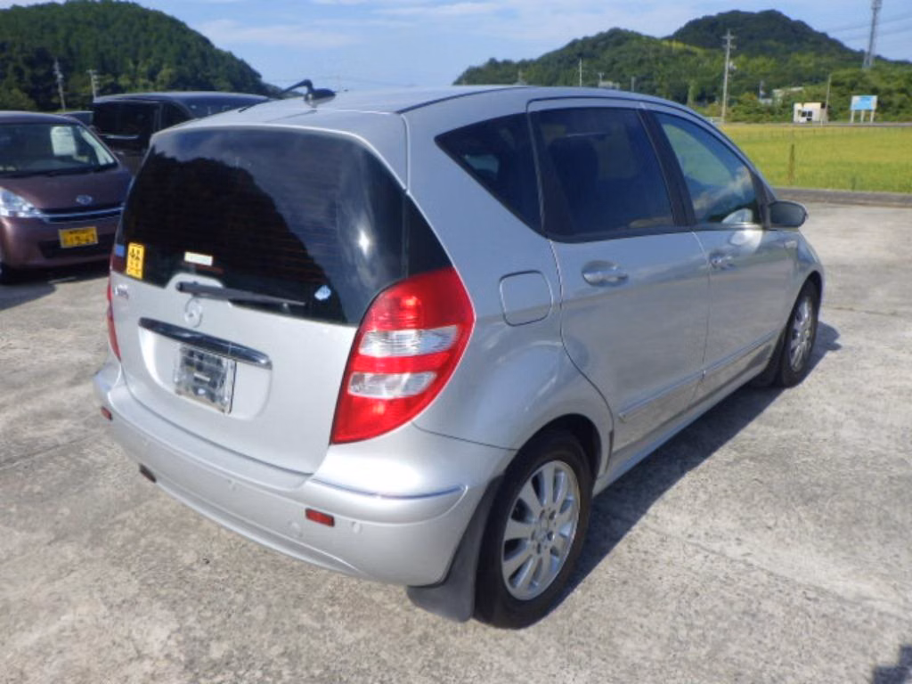 MERCEDES-BENZ A-CLASS