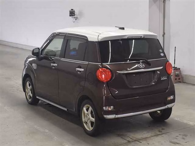 DAIHATSU CAST