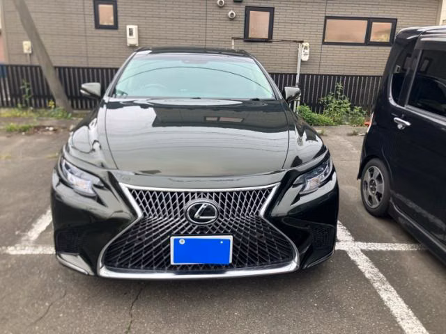Lexus LS600h