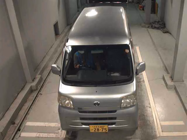 TOYOTA PIXIS VAN