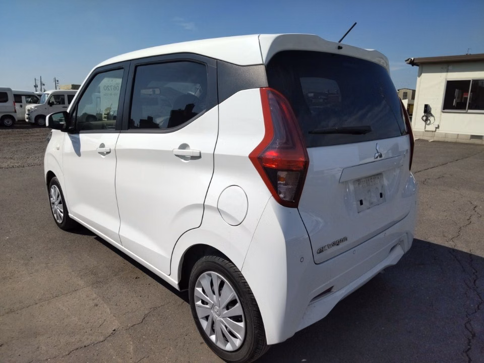 MITSUBISHI EK WAGON