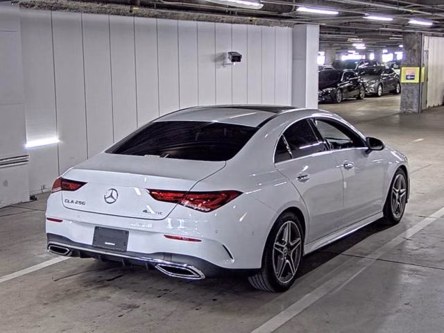 MERCEDES-BENZ CLA-CLASS