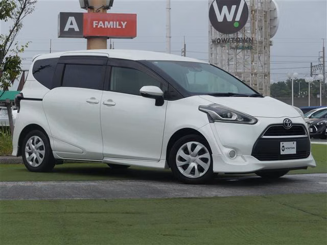 TOYOTA SIENTA