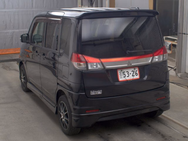 MITSUBISHI DELICA D:2