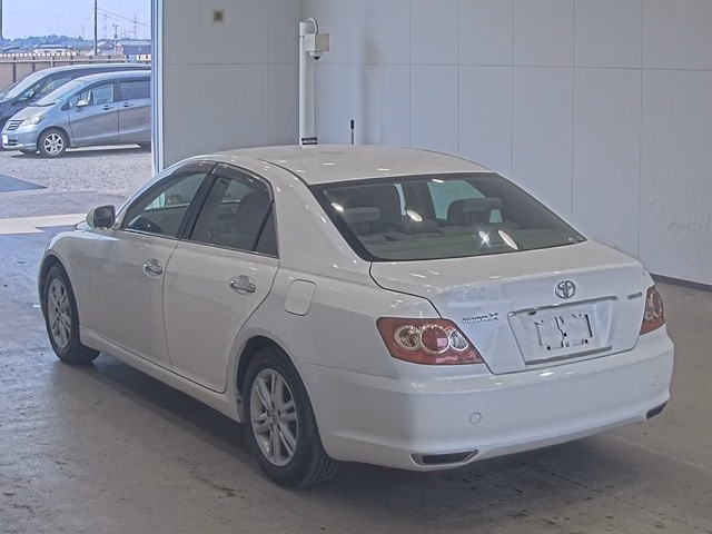 TOYOTA MARK X