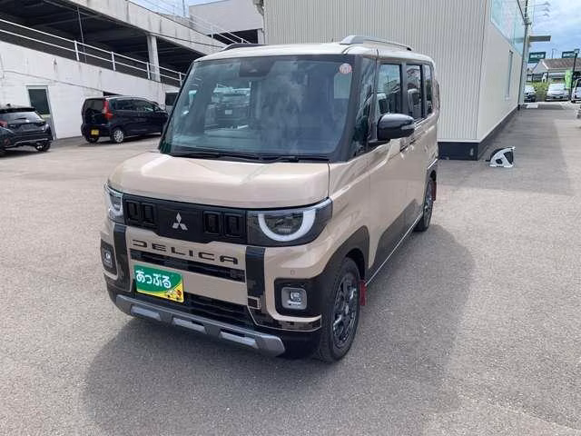 MITSUBISHI DELICA MINI