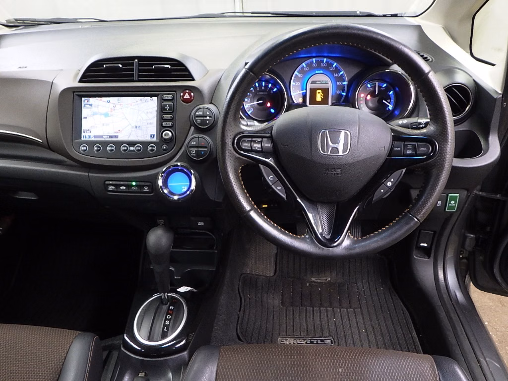 HONDA FIT SHUTTLE
