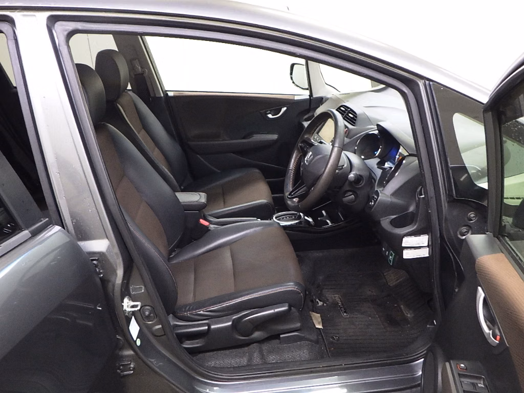 HONDA FIT SHUTTLE