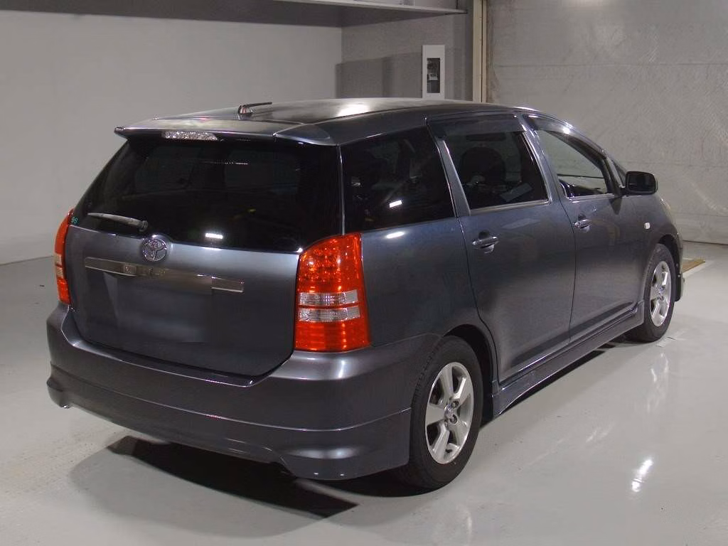 TOYOTA WISH