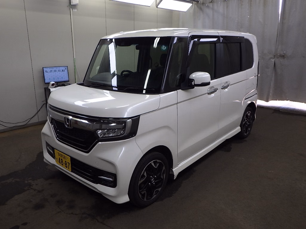 HONDA N-BOX