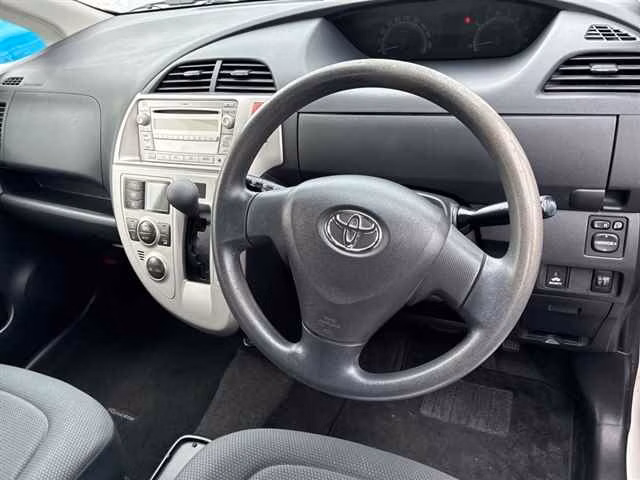 TOYOTA RACTIS