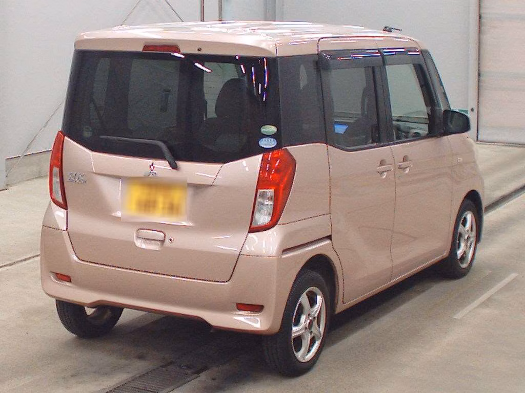 MITSUBISHI EK SPACE