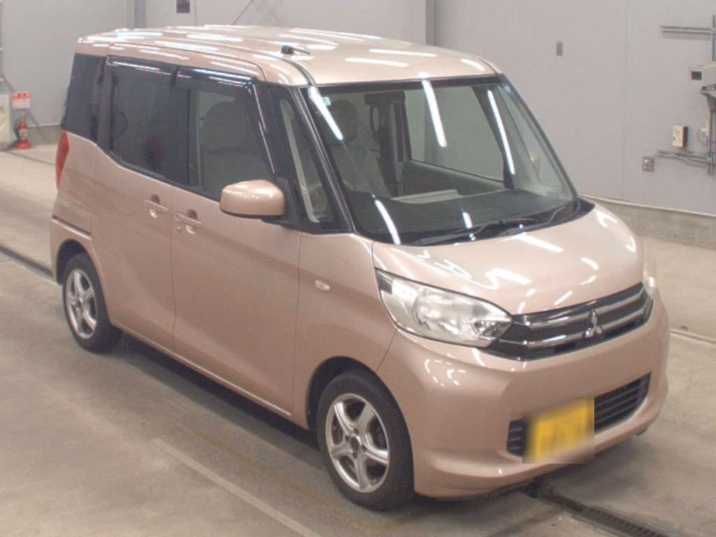MITSUBISHI EK SPACE