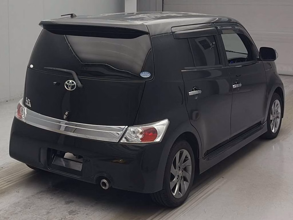 TOYOTA BB