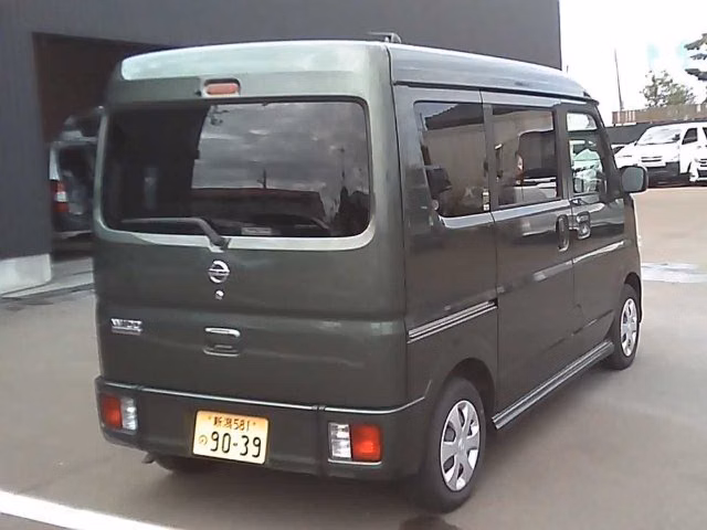 NISSAN NV100 CLIPPER