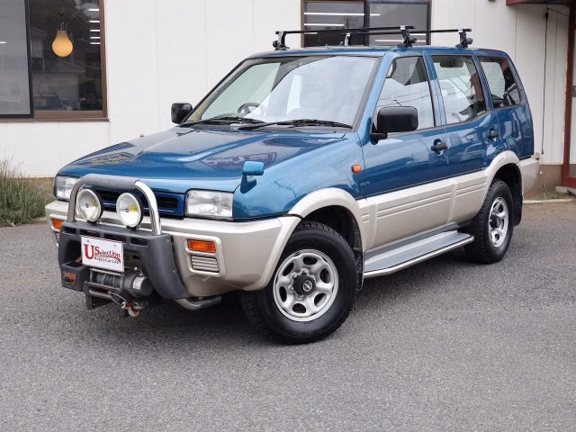 NISSAN MISTRAL