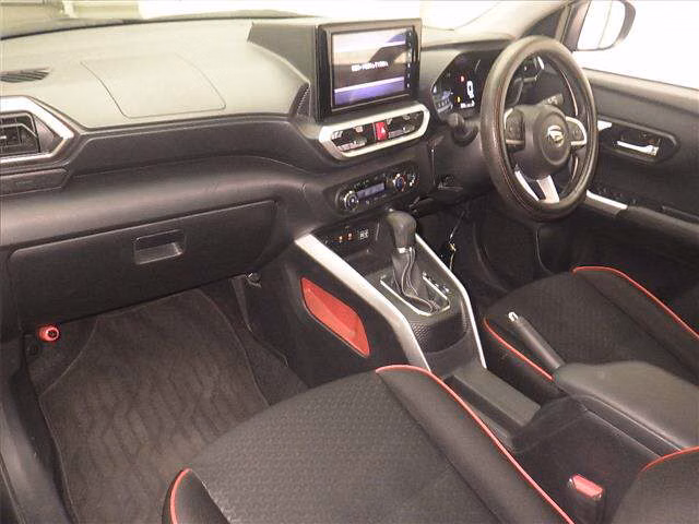 DAIHATSU ROCKY