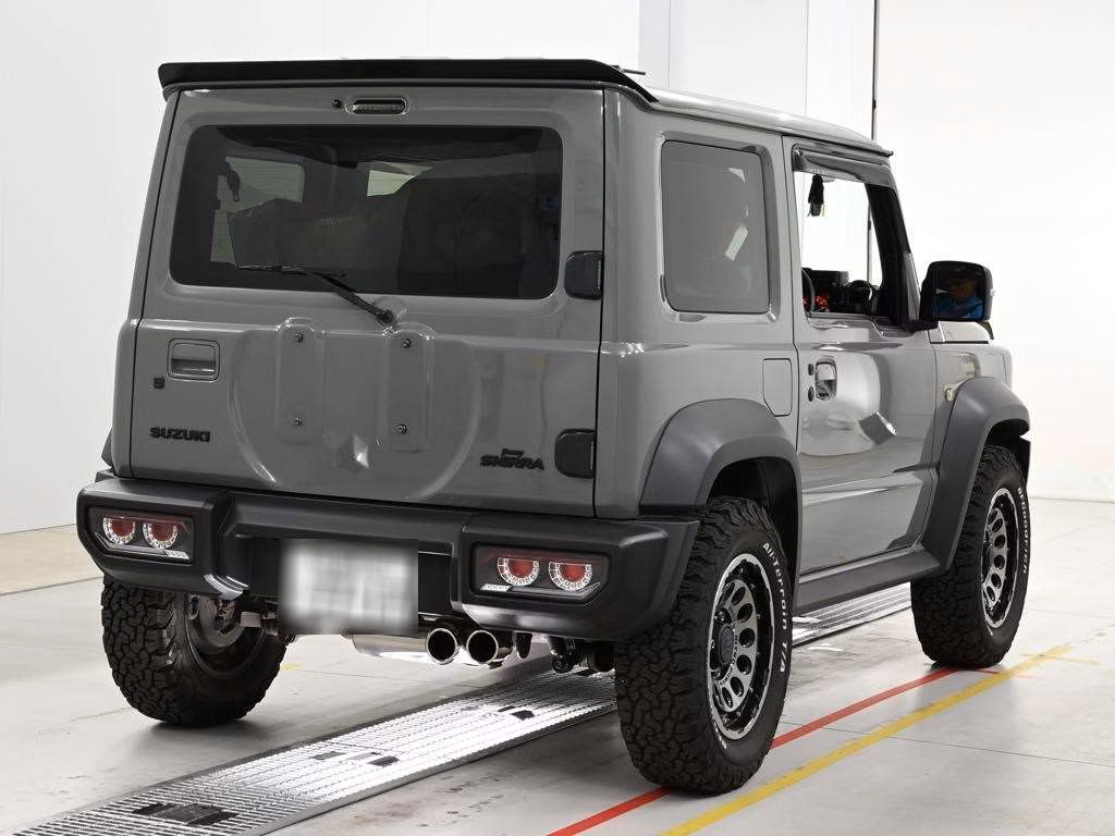 SUZUKI JIMNY SIERRA