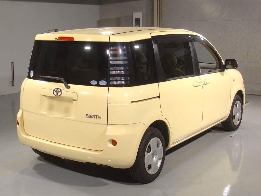 TOYOTA SIENTA