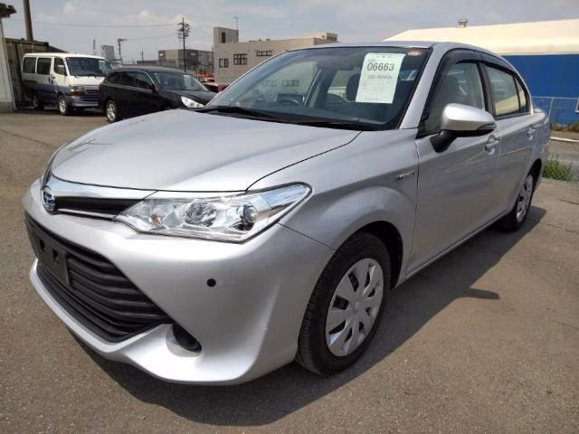 TOYOTA COROLLA AXIO