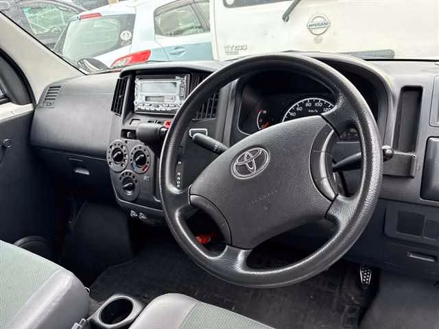 TOYOTA LITE ACE