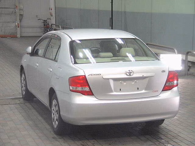 TOYOTA COROLLA AXIO