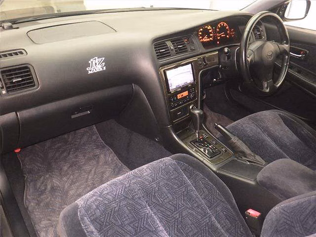 TOYOTA MARK II
