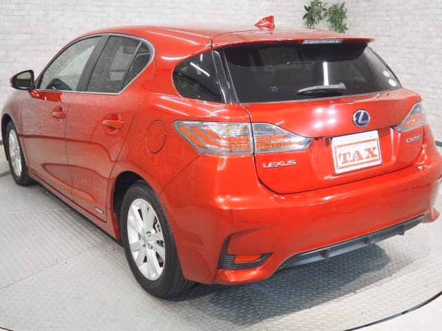 LEXUS CT200H
