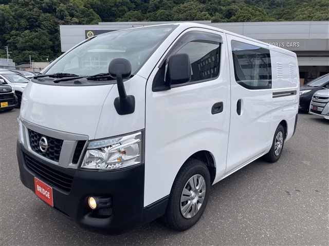 NISSAN NV350 CARAVAN