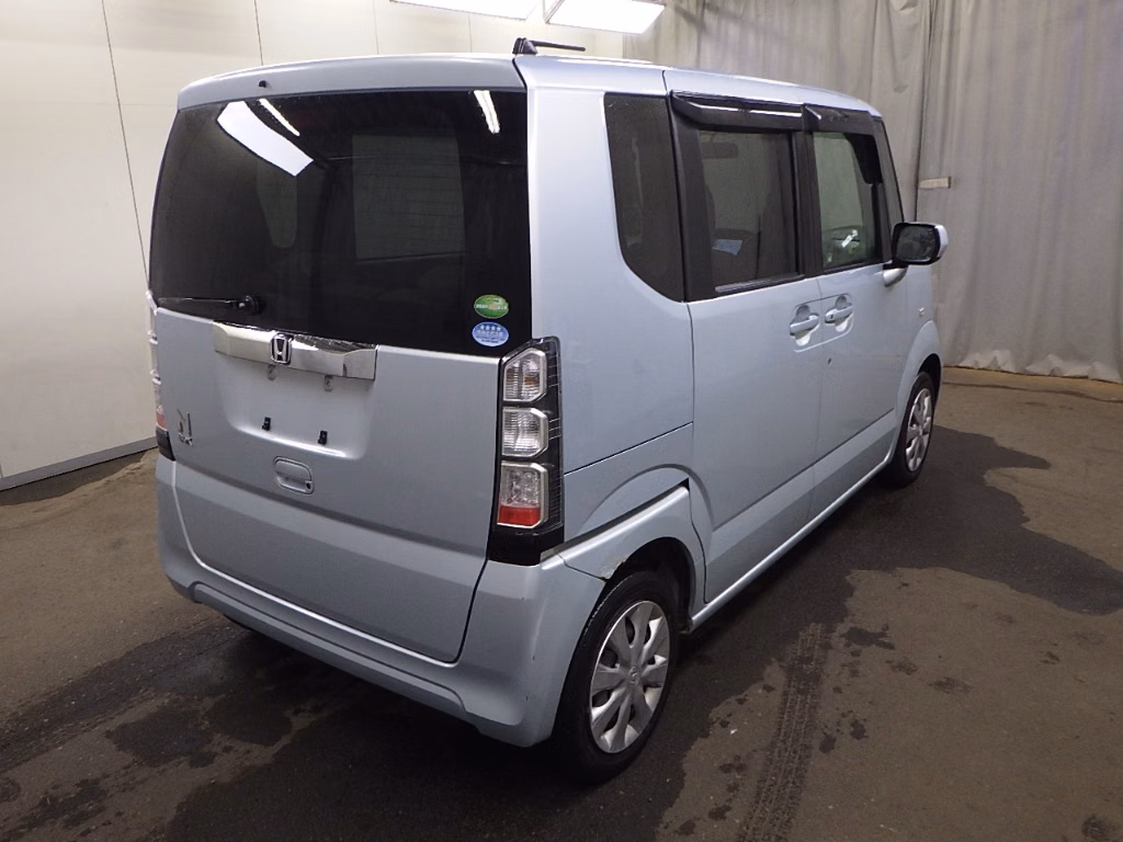 HONDA N-BOX