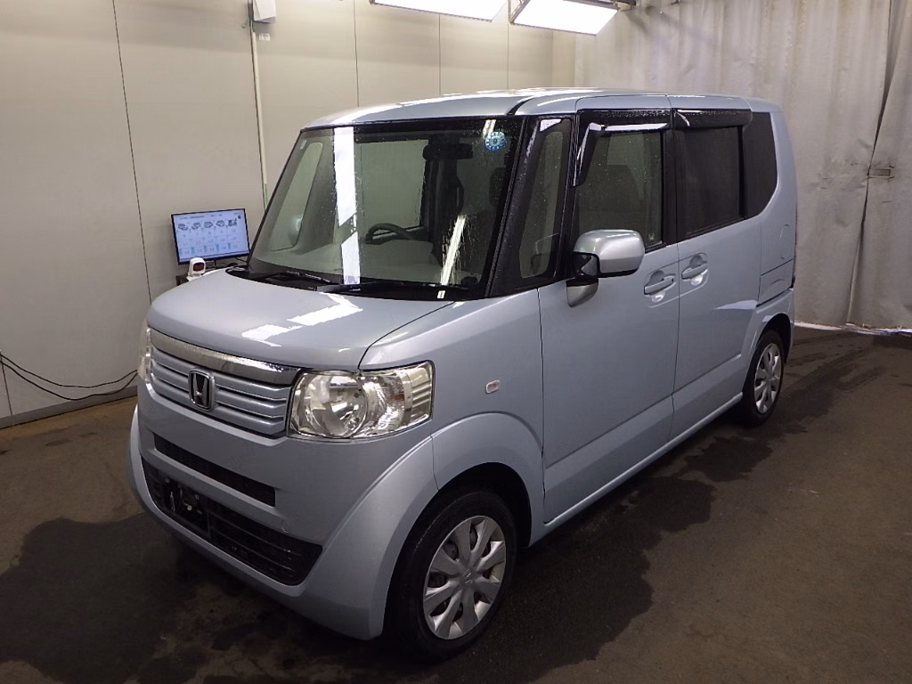 HONDA N-BOX
