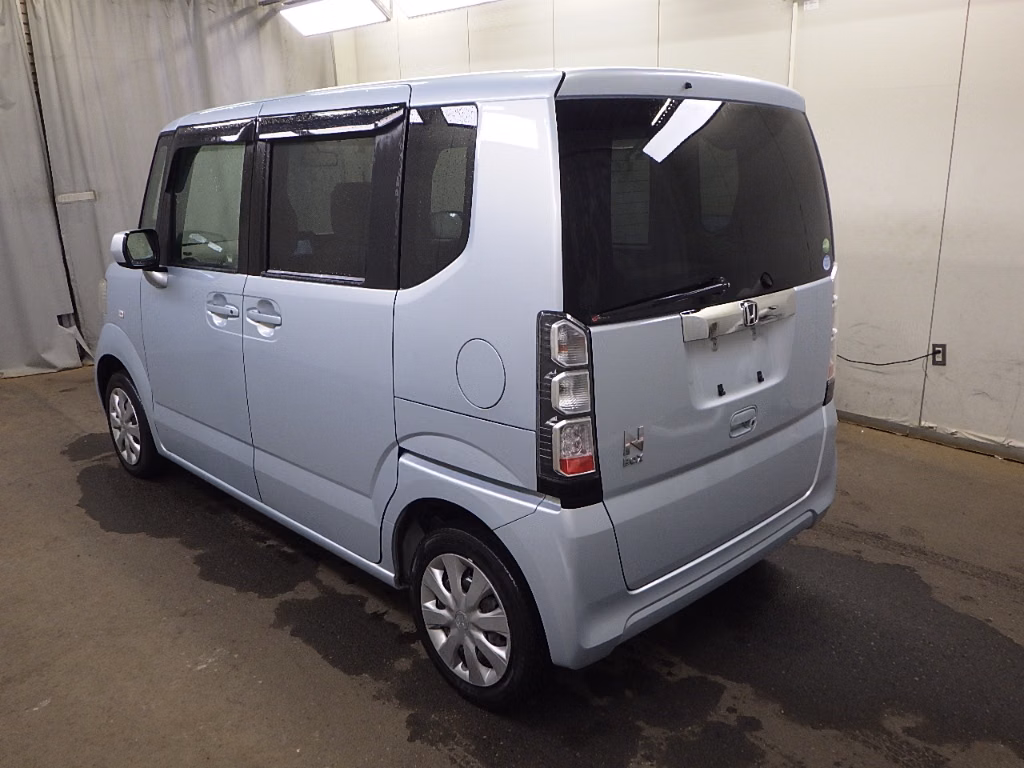 HONDA N-BOX