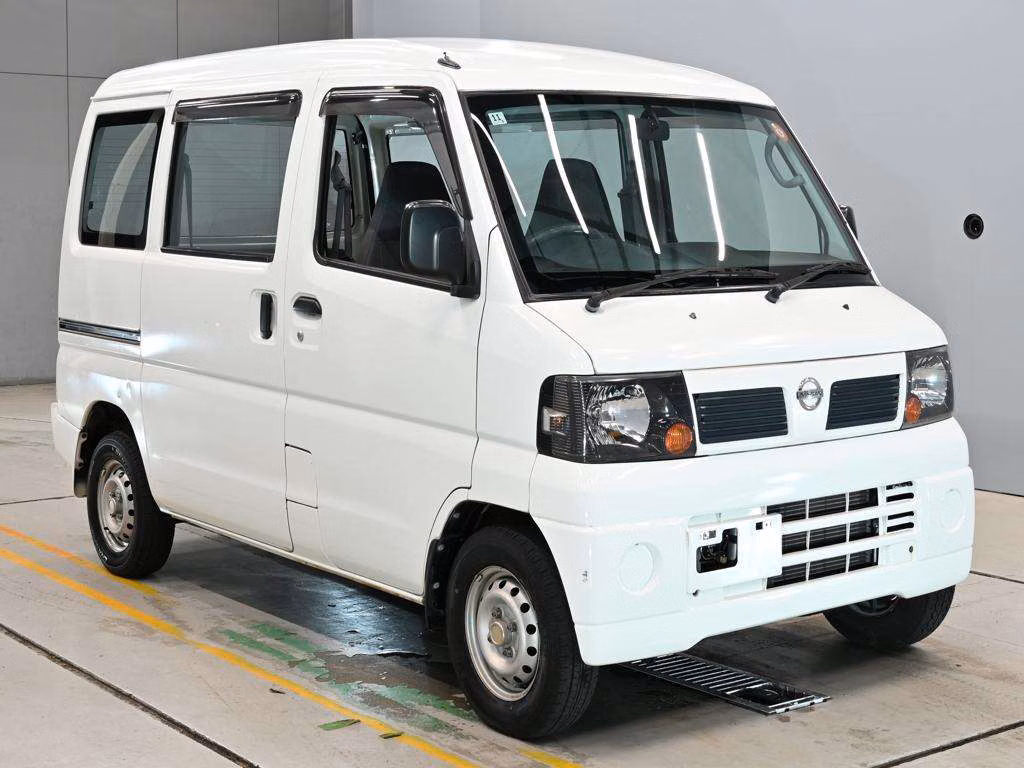 NISSAN CLIPPER