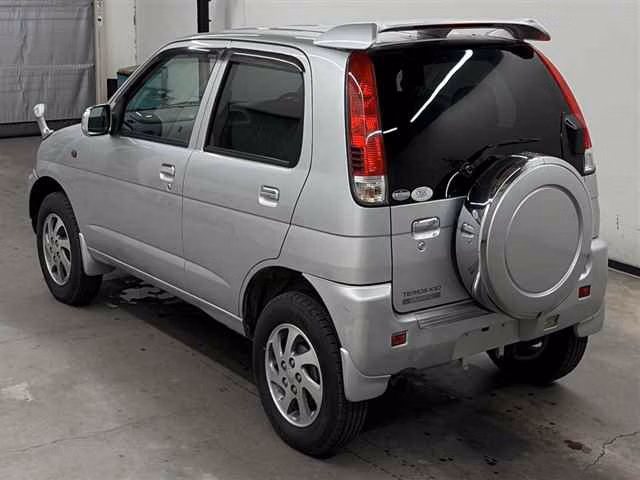 DAIHATSU TERIOS KID