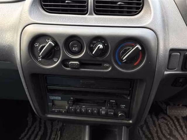 DAIHATSU TERIOS KID