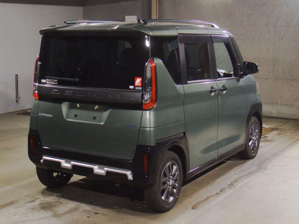 MITSUBISHI DELICA MINI