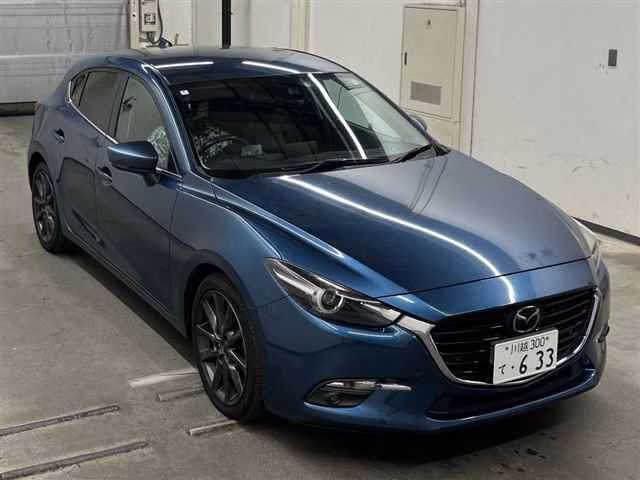 MAZDA AXELA