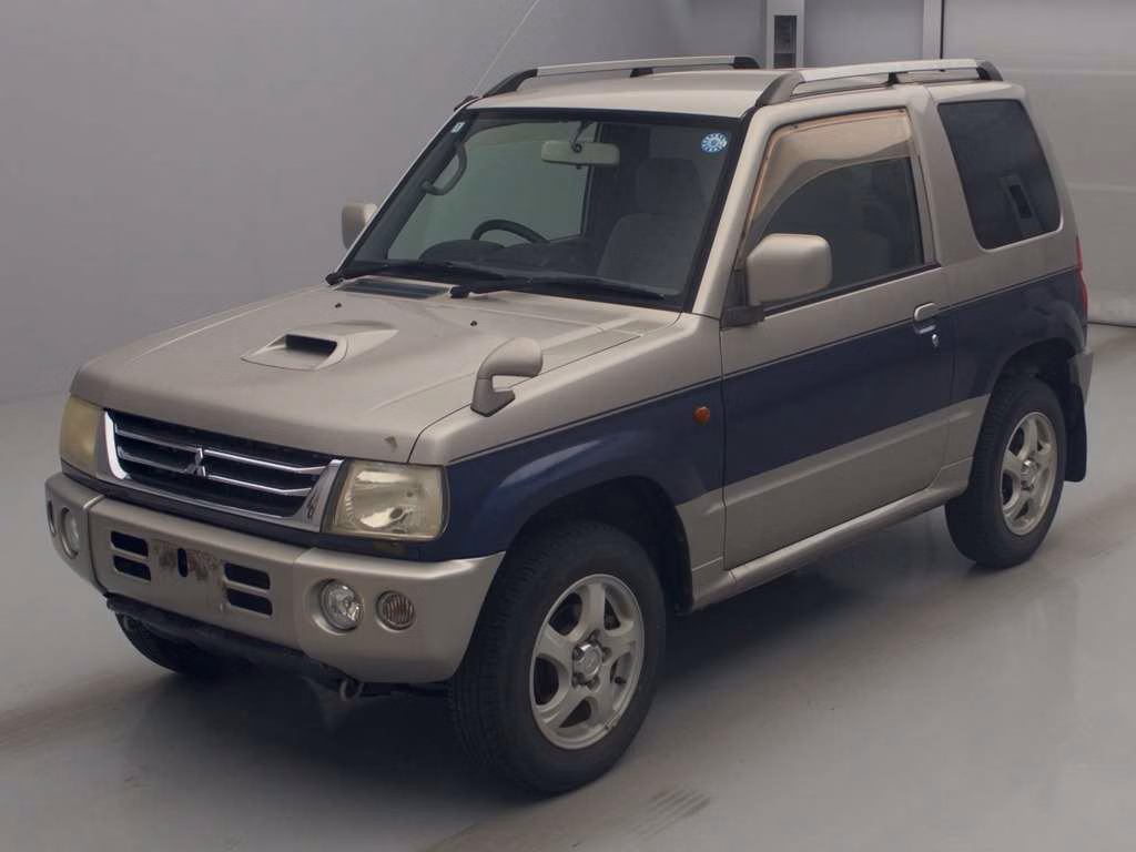 MITSUBISHI PAJERO MINI