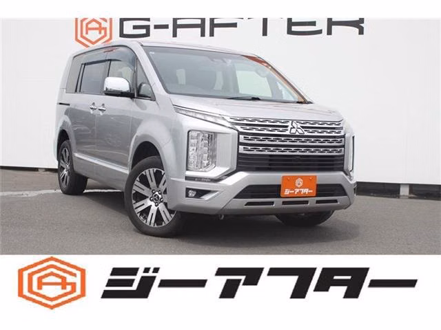 MITSUBISHI DELICA D:5