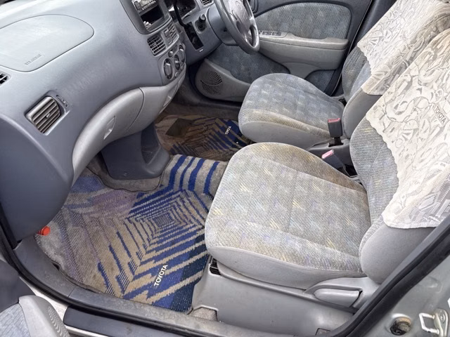 TOYOTA RAUM