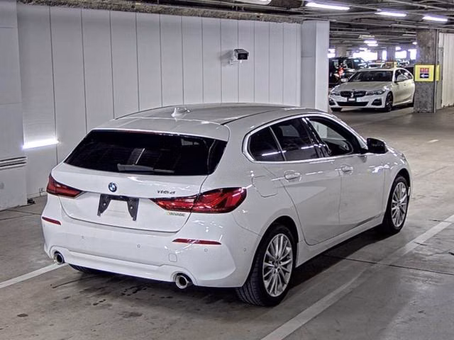 BMW 1-SERIES
