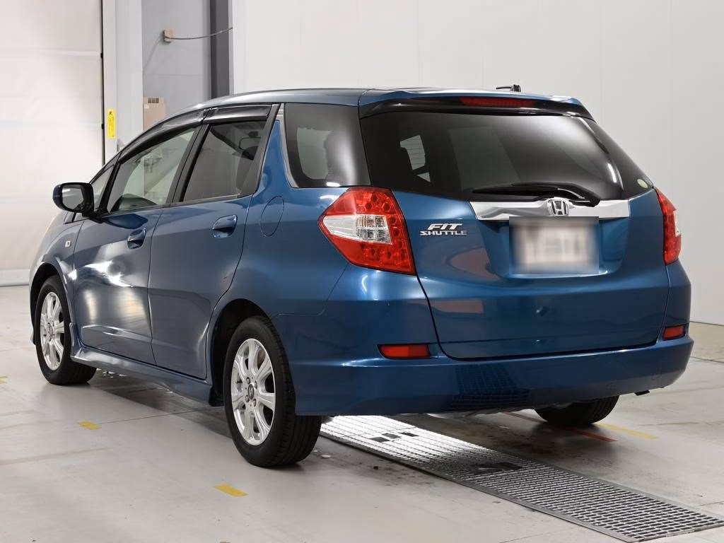 HONDA FIT SHUTTLE