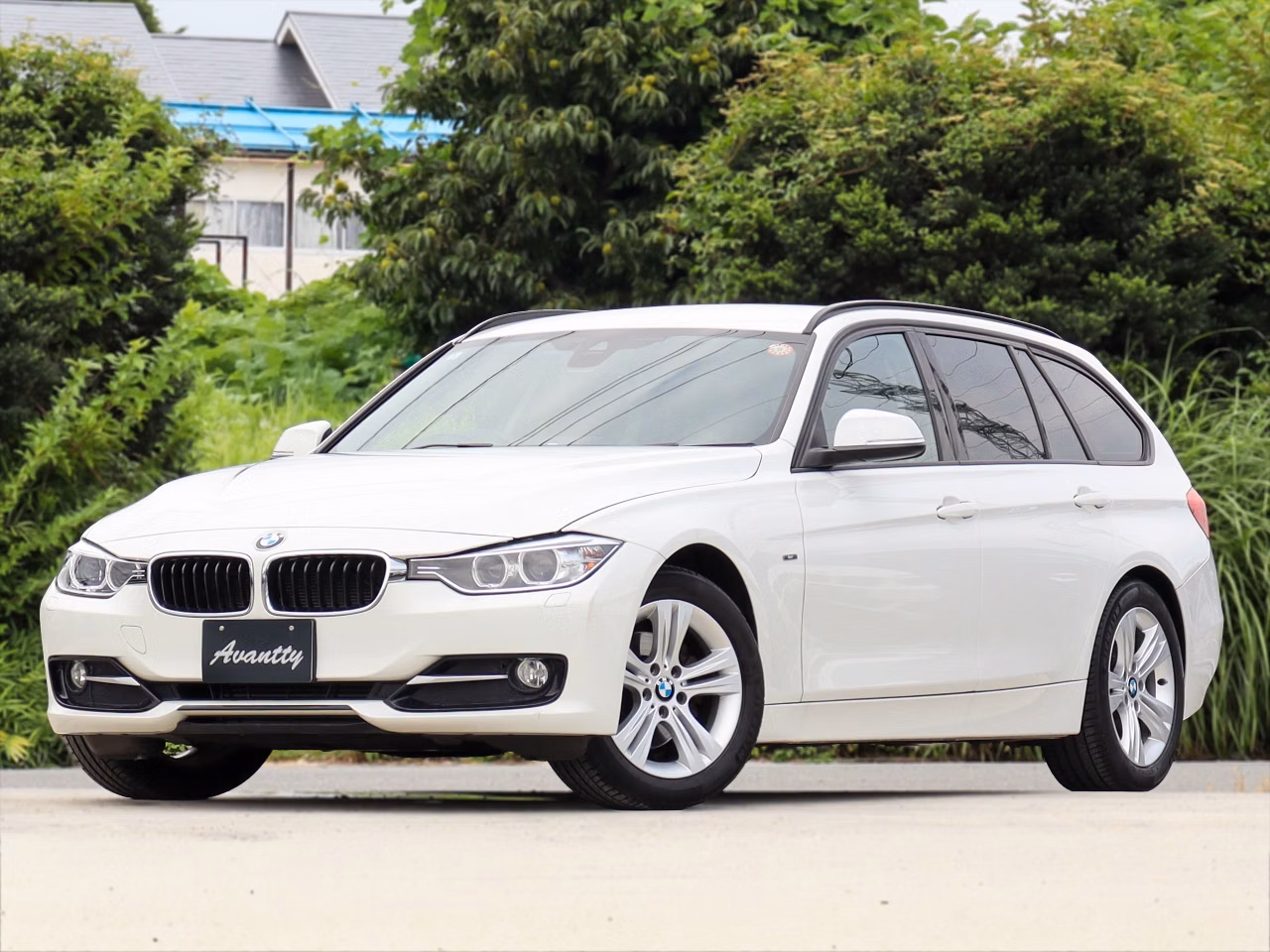 BMW 3-SERIES