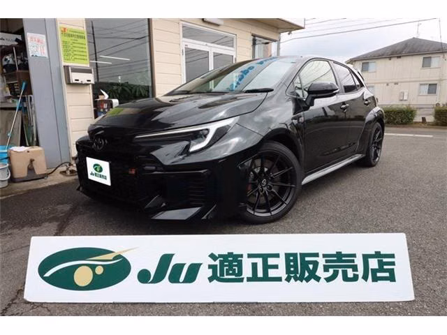 TOYOTA GR COROLLA