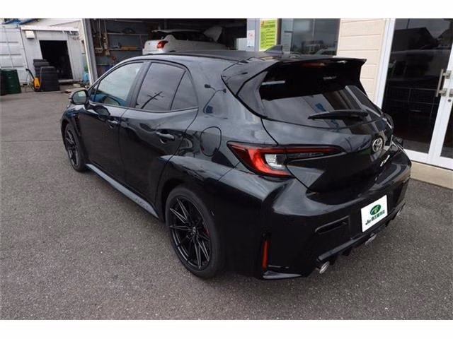 TOYOTA GR COROLLA