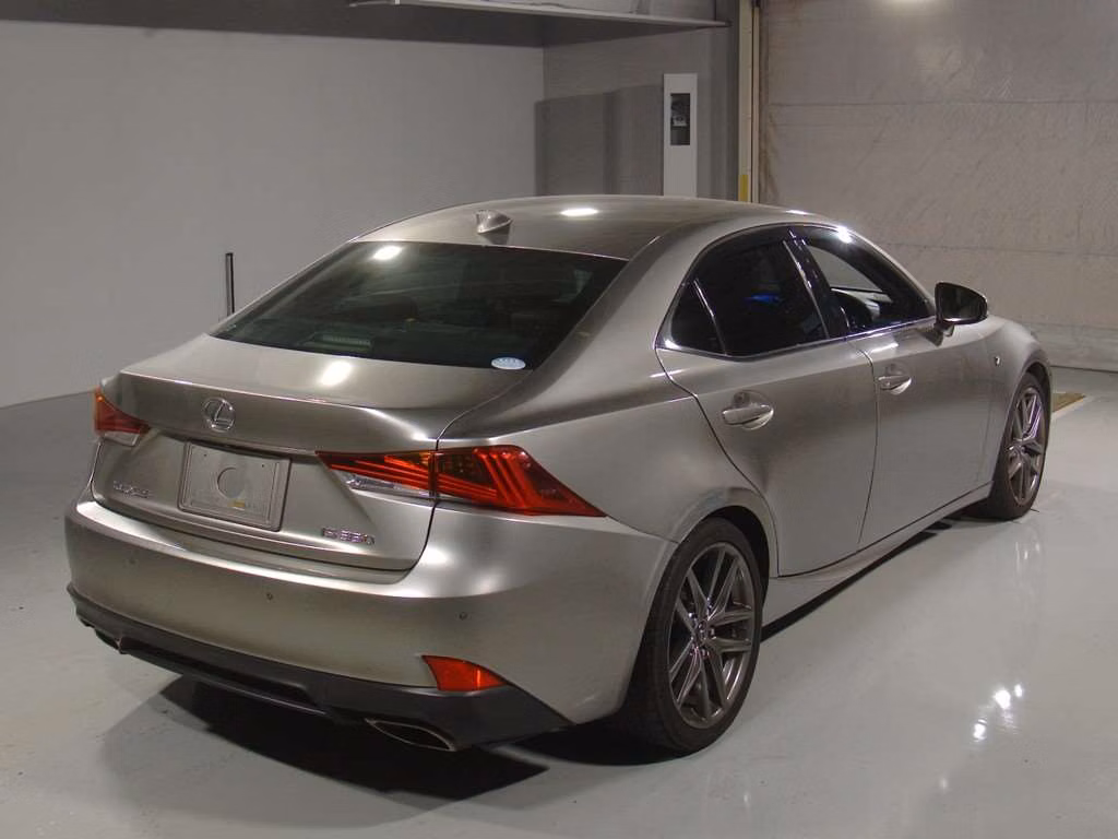 LEXUS IS350