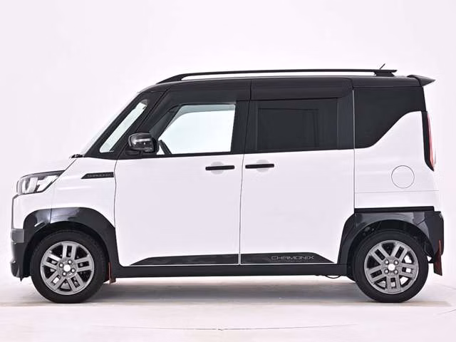 Mitsubishi Delica Mini