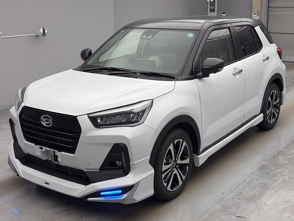 DAIHATSU ROCKY
