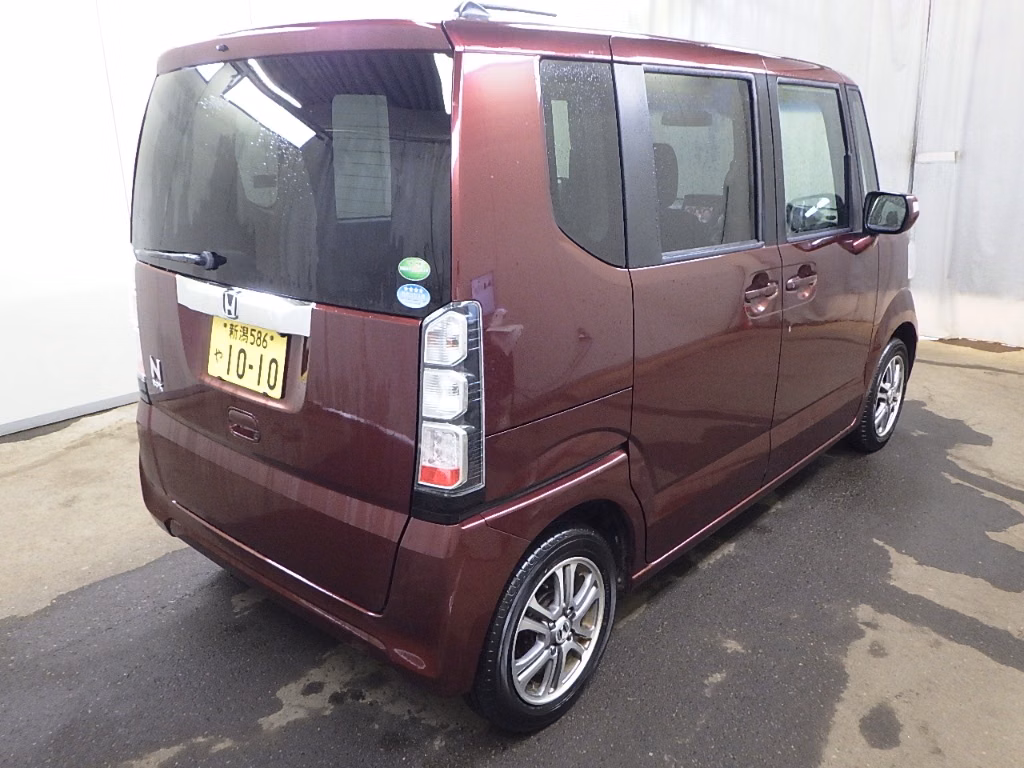 HONDA N-BOX