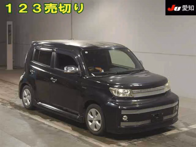 TOYOTA BB